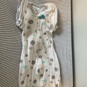 Love to Dream swaddle